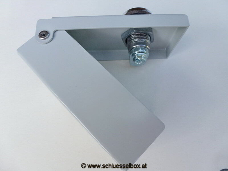 8eb7027480304a70a86d7fa58a223b48