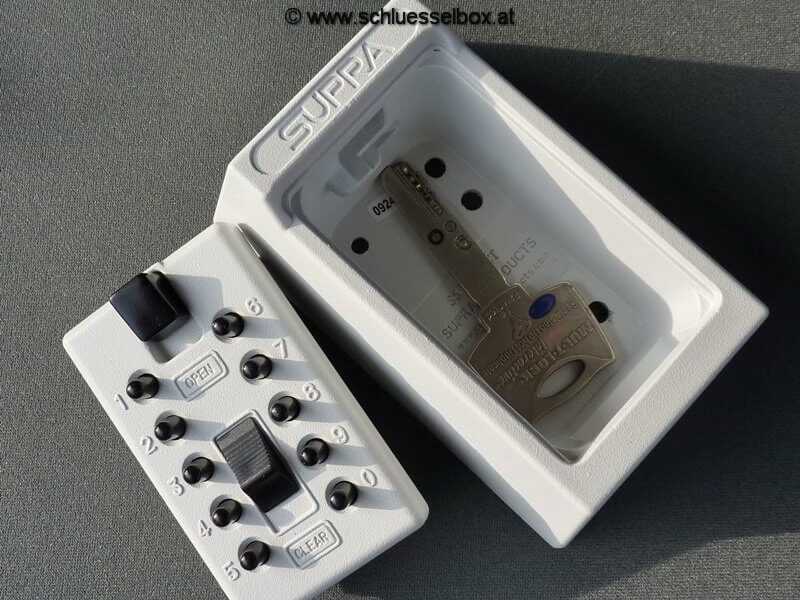 5b26d43712cbb6c8a7d6d64ac99c4d4a