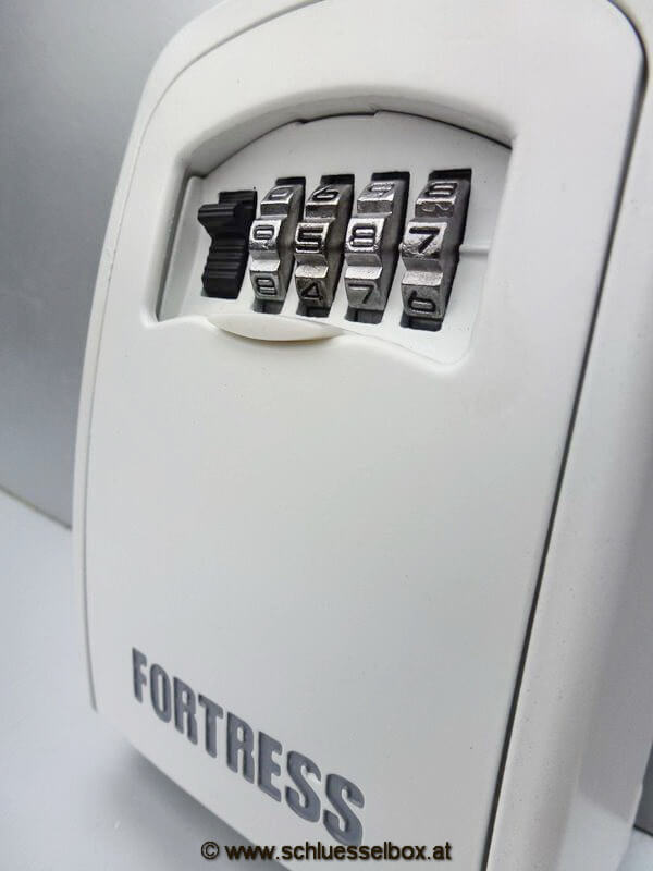 d32252ec673166366cfcd9a61df4f77b