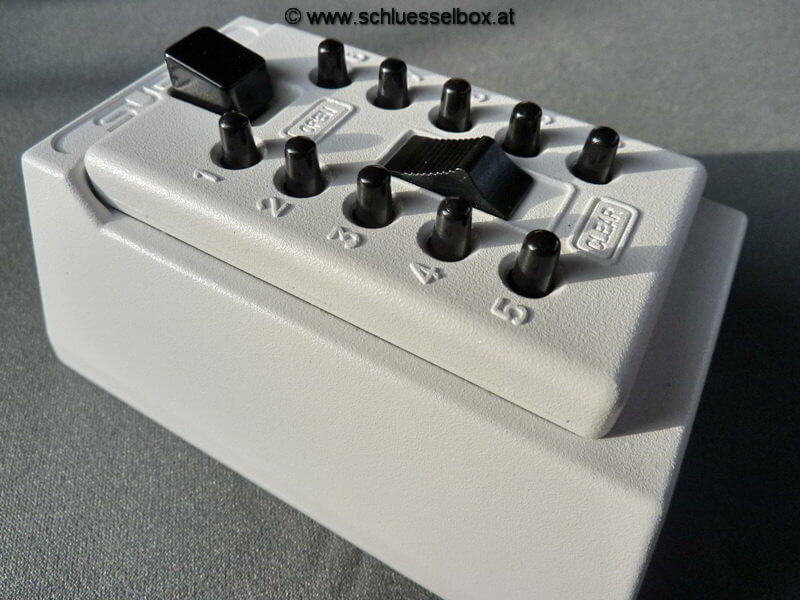 78438b1e0d832bba04fb0a896b81b74c