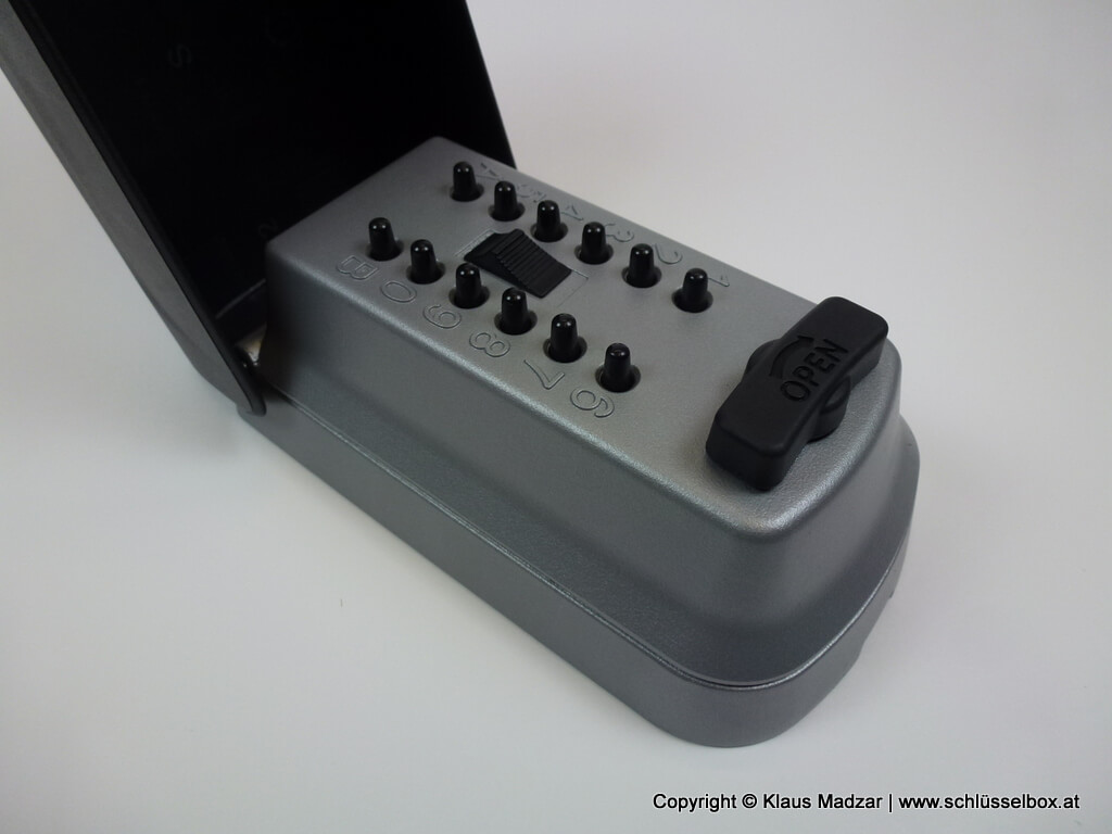 775f91fd1afe76f59cb31af60ea1a7f7579c65aaad67d